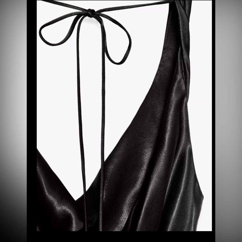 Zara Brand New Size M
Satin Black Dress - Picture 4 of 6
